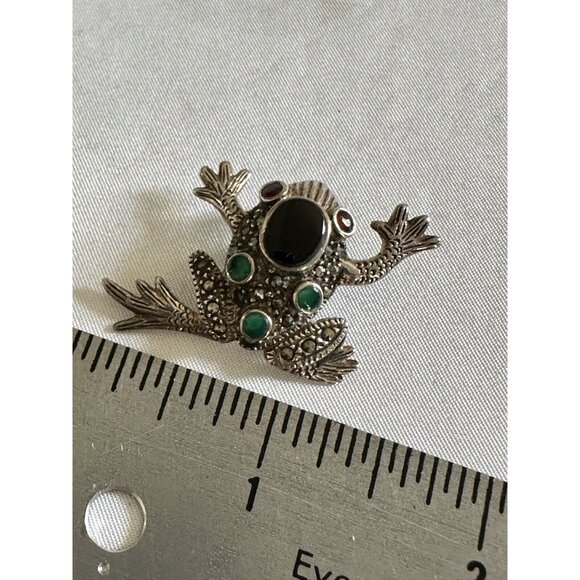 Signed STERLING Silver Marcasite Green Gemstone Frog Toad Pendant B11 - Picture 5 of 5